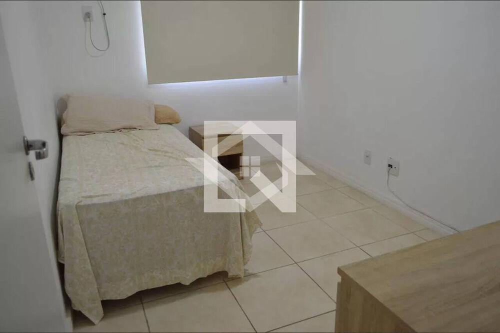 Apartamento à venda com 2 quartos, 70m² - Foto 5