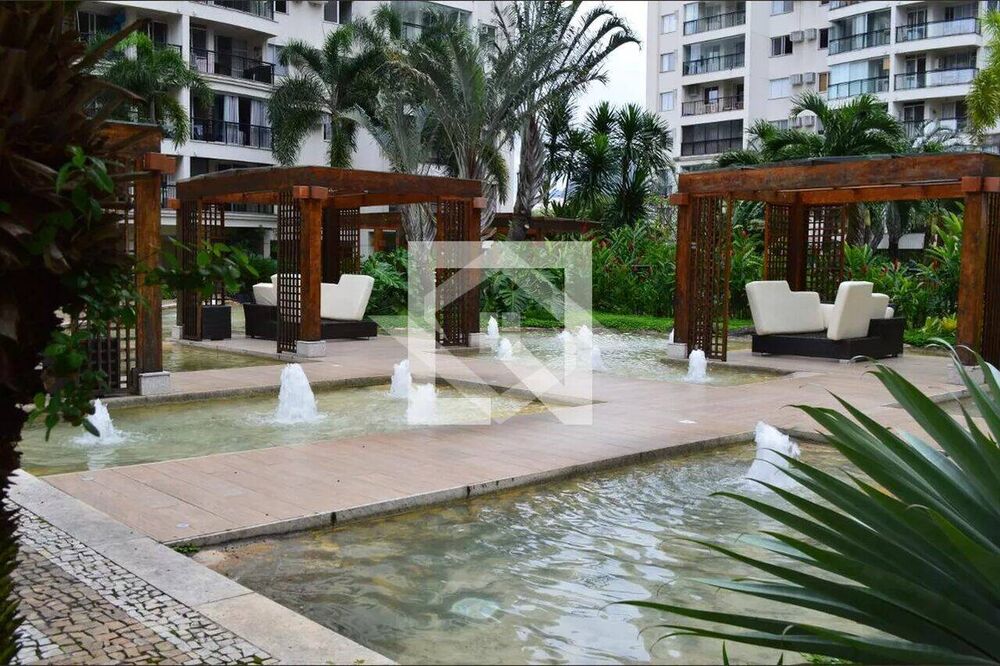 Apartamento à venda com 2 quartos, 70m² - Foto 1