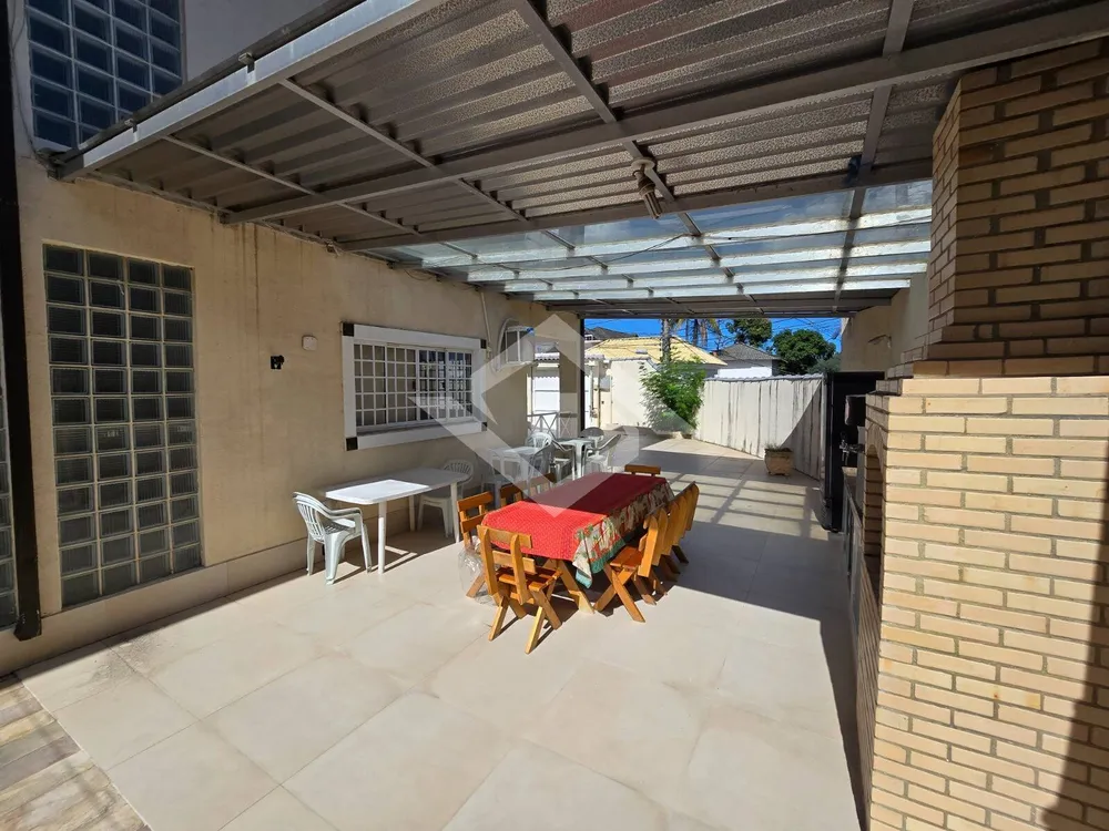 Casa, 3 quartos, 220 m² - Foto 7