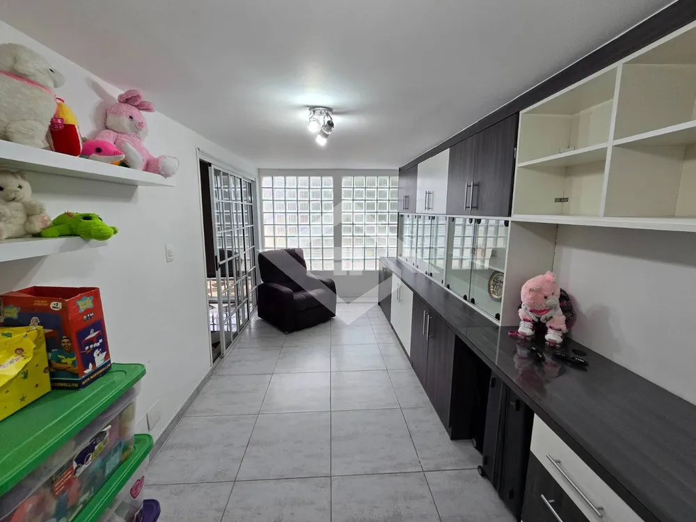 Casa, 3 quartos, 220 m² - Foto 11