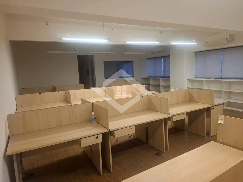 Prédio Inteiro - Foto 1