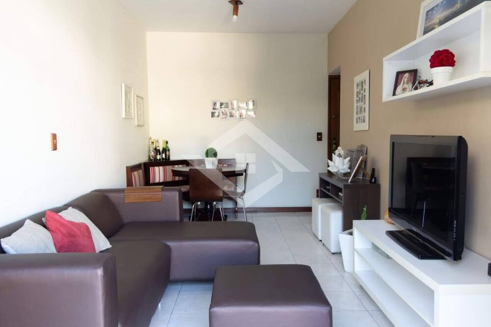Apartamento à venda com 2 quartos, 80m² - Foto 1