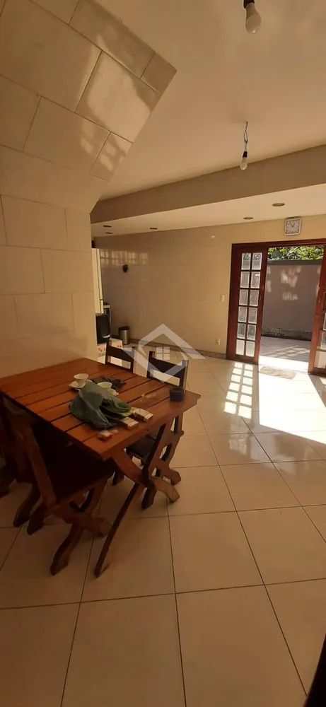 Casa, 5 quartos, 240 m² - Foto 22