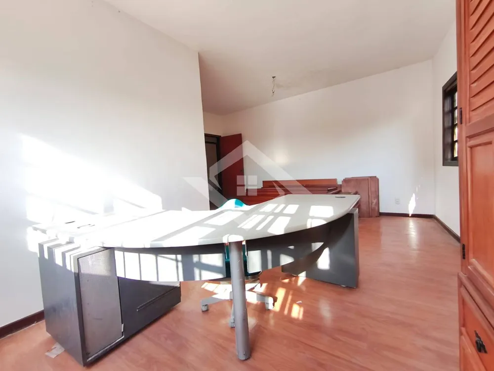 Casa, 5 quartos, 240 m² - Foto 10