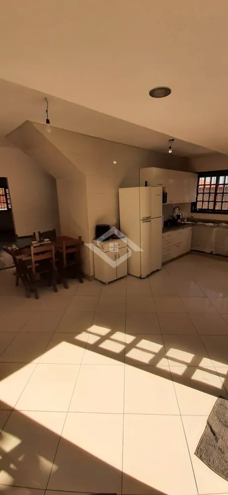 Casa, 5 quartos, 240 m² - Foto 23