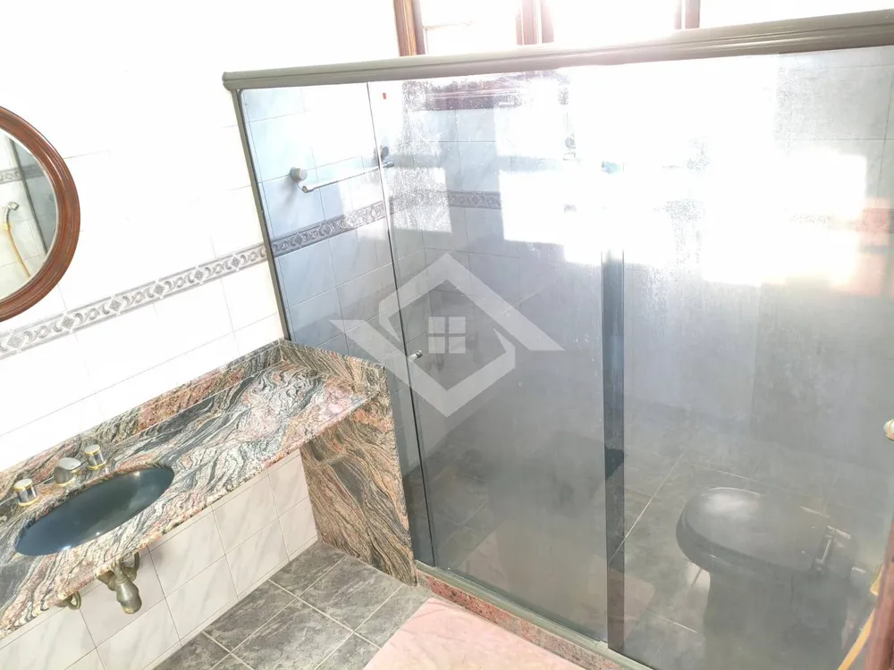 Casa, 5 quartos, 240 m² - Foto 11
