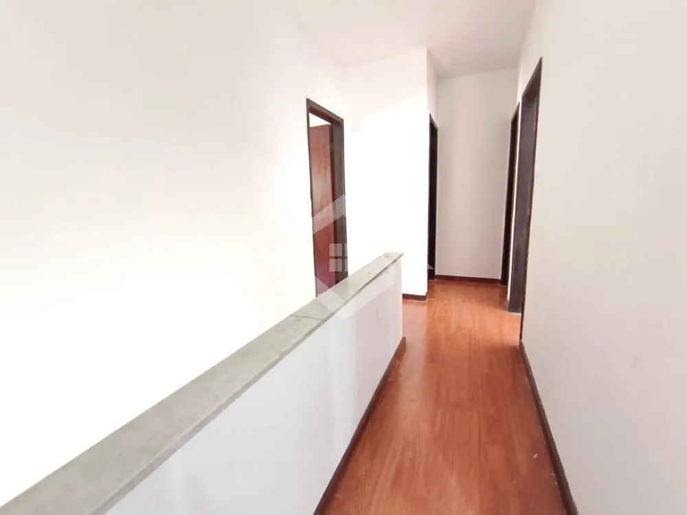 Casa, 5 quartos, 240 m² - Foto 9