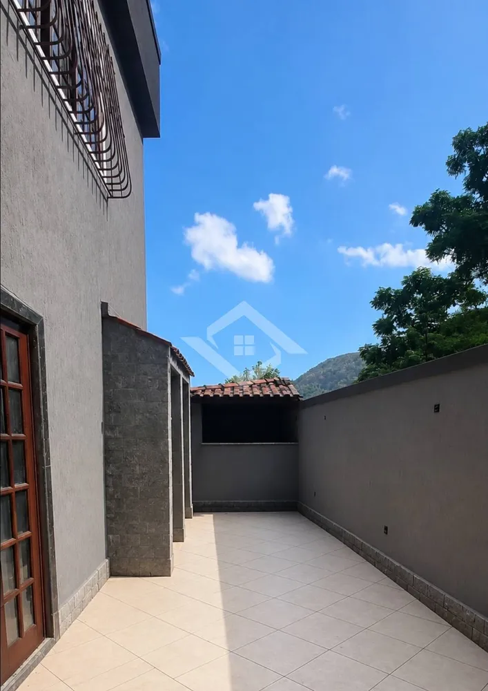 Casa, 5 quartos, 240 m² - Foto 4