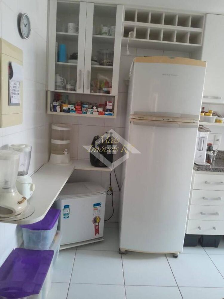 Apartamento à venda com 2 quartos, 82m² - Foto 3