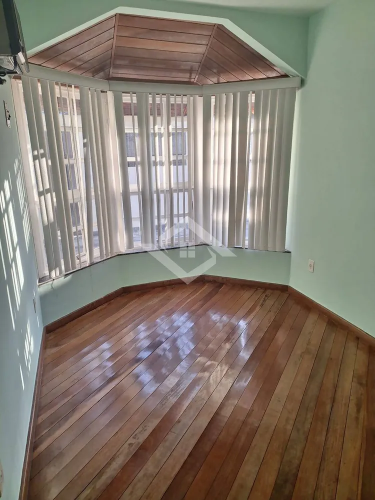 Casa, 4 quartos, 350 m² - Foto 3