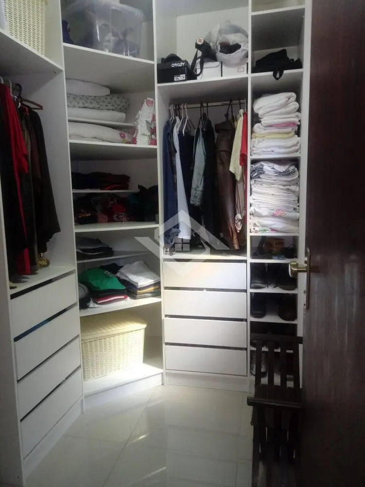 Casa, 4 quartos, 240 m² - Foto 9