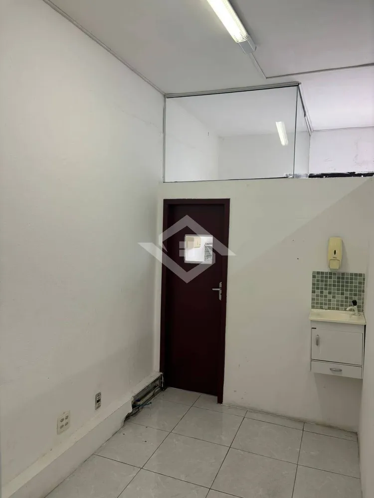Prédio Inteiro - Foto 1
