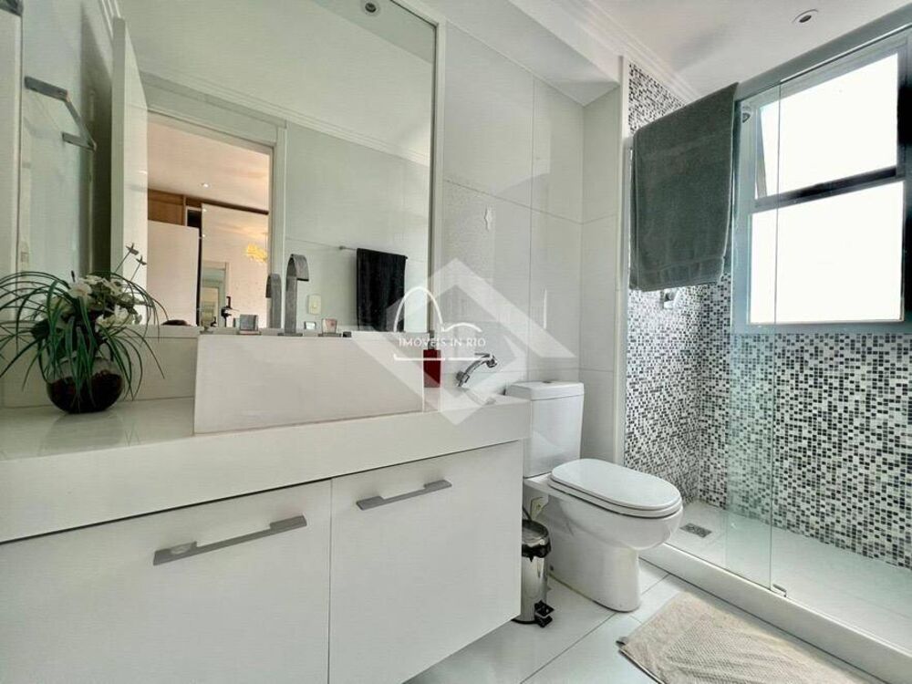 Apartamento à venda com 3 quartos, 170m² - Foto 7