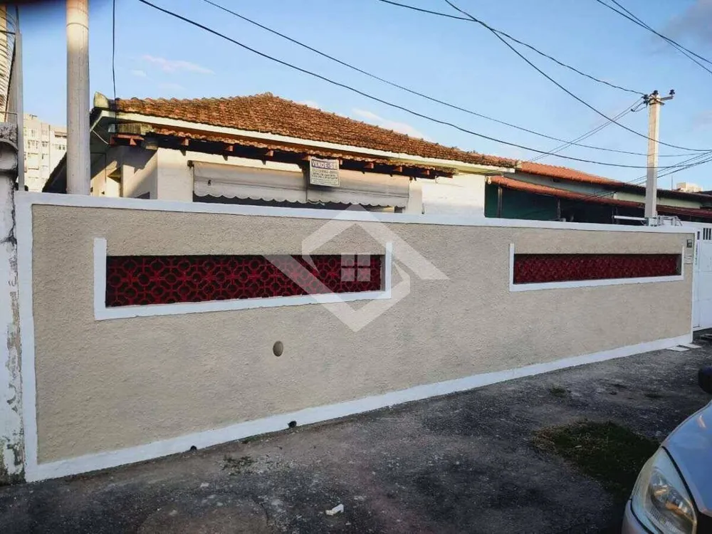 Casa, 4 quartos, 208 m² - Foto 1