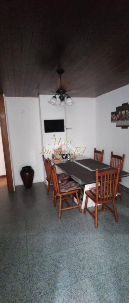 Apartamento à venda com 3 quartos, 200m² - Foto 4