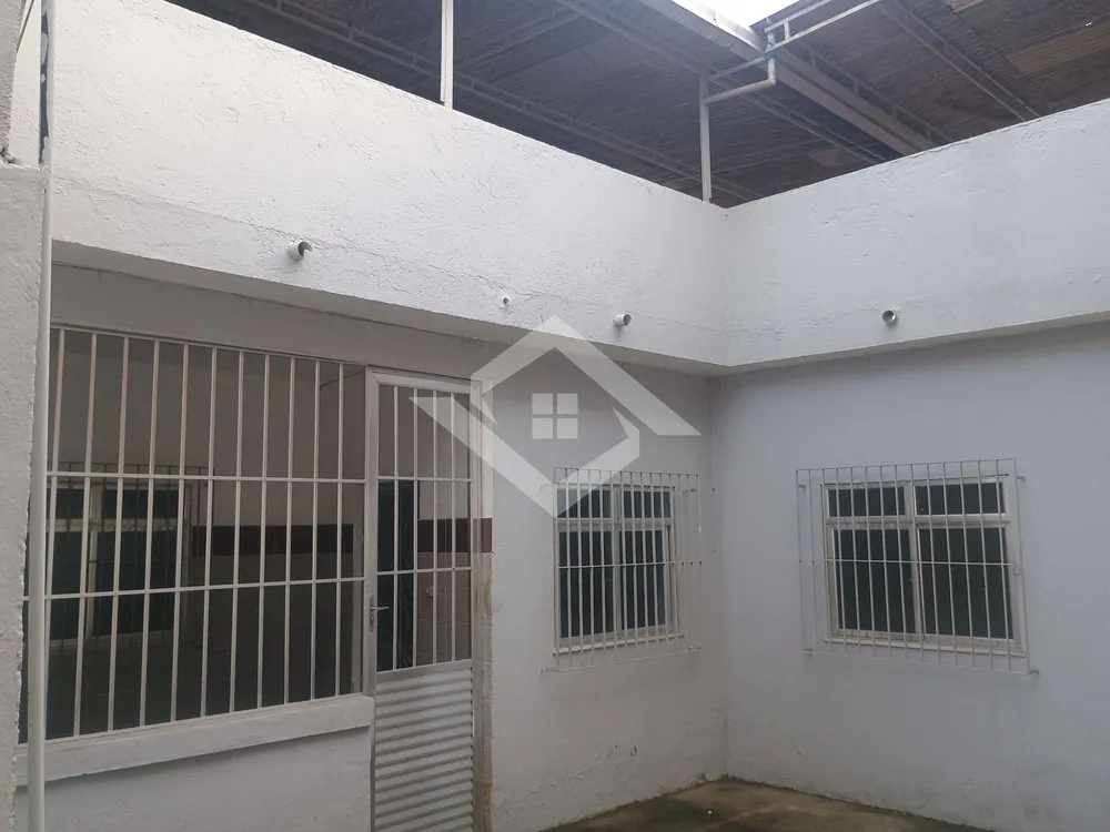 Casa, 2 quartos, 400 m² - Foto 2