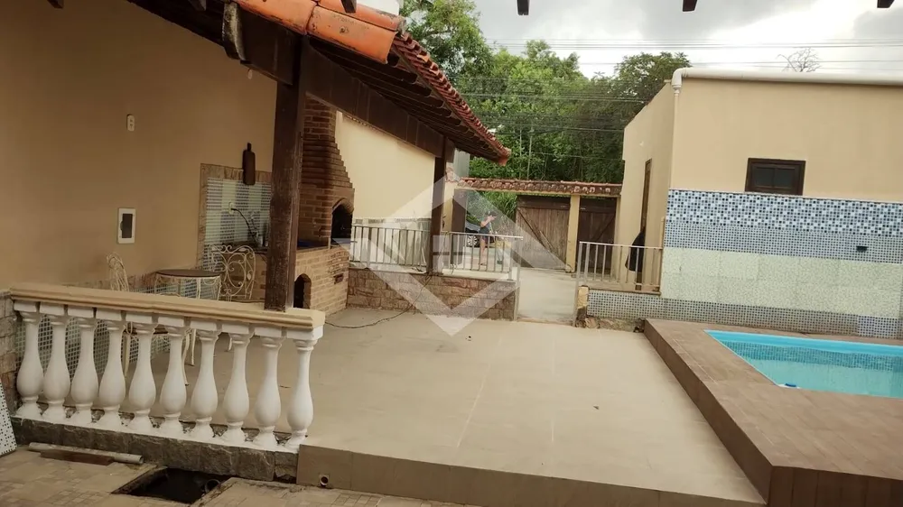 Casa, 4 quartos, 200 m² - Foto 1