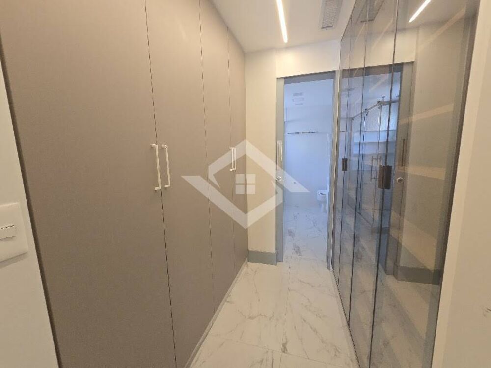 Casa à venda com 5 quartos, 300m² - Foto 7