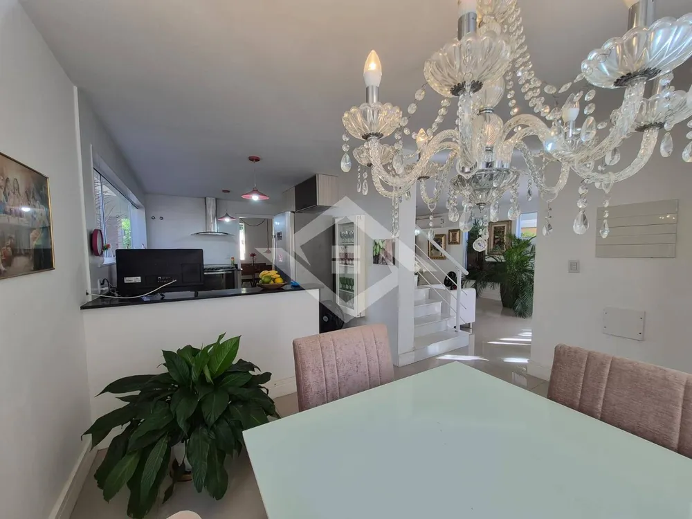 Casa, 4 quartos, 243 m² - Foto 11