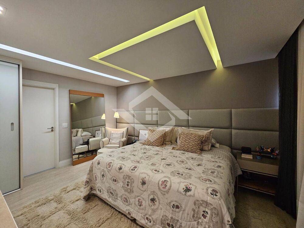 Apartamento à venda com 3 quartos, 169m² - Foto 6