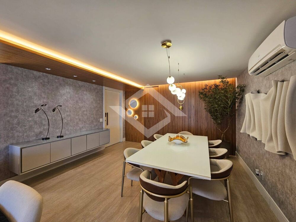 Apartamento à venda com 3 quartos, 169m² - Foto 3