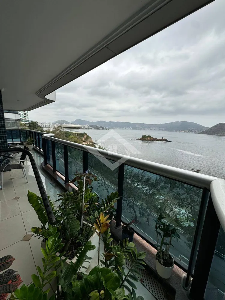 Apartamento, 4 quartos, 321 m² - Foto 1