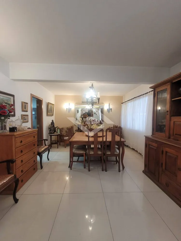 Casa, 3 quartos, 390 m² - Foto 2