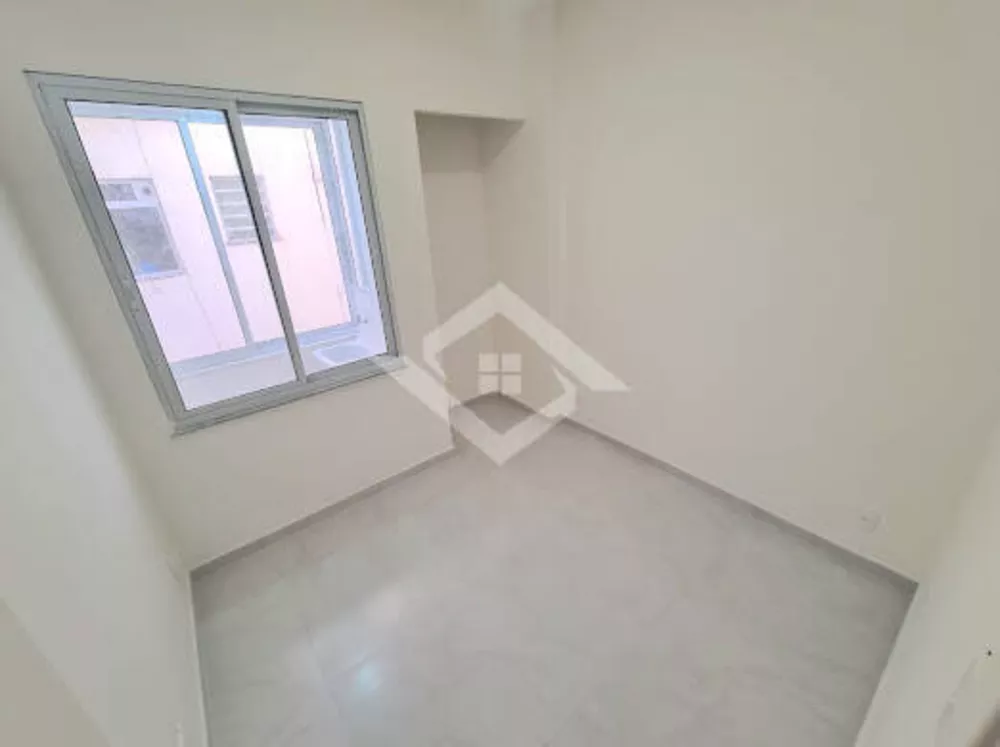 Apartamento à venda com 1 quarto, 40m² - Foto 4