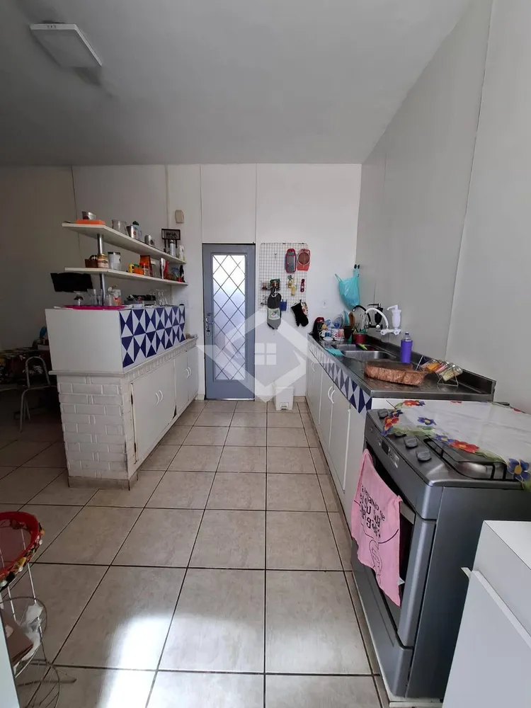 Casa, 5 quartos, 300 m² - Foto 31
