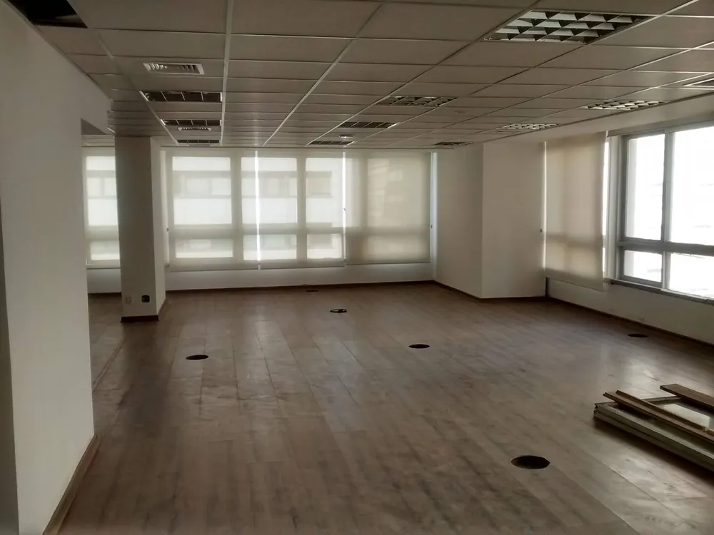 Prédio Inteiro - Foto 1