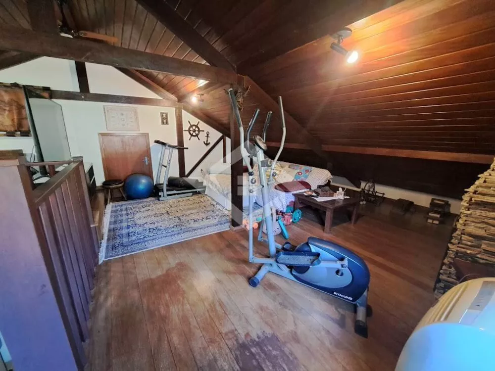 Casa, 4 quartos, 300 m² - Foto 24