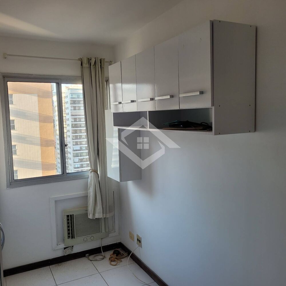 Apartamento à venda com 2 quartos, 64m² - Foto 9