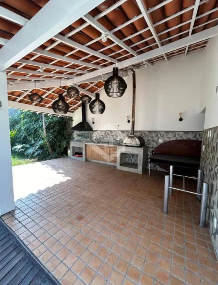 Casa, 5 quartos, 380 m² - Foto 4