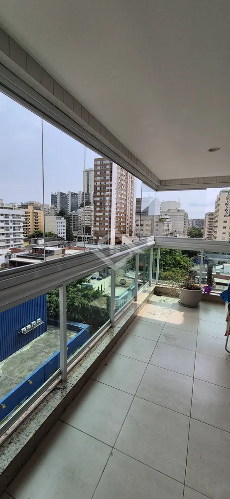 Apartamento, 3 quartos, 227 m² - Foto 1