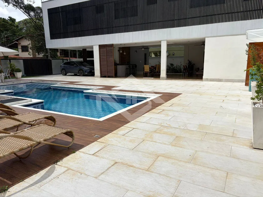 Casa, 4 quartos, 440 m² - Foto 1