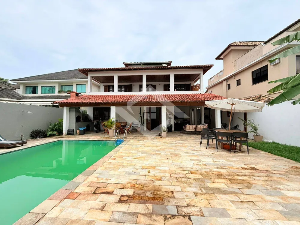 Casa, 5 quartos, 350 m² - Foto 1