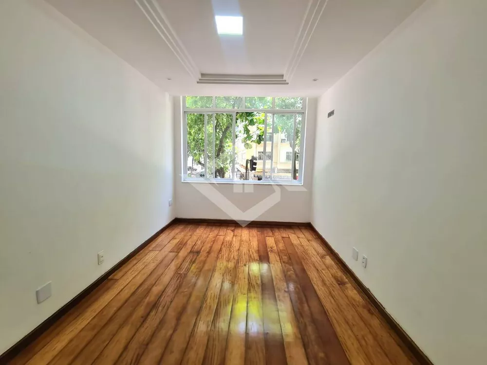 Apartamento à venda com 1 quarto, 58m² - Foto 1