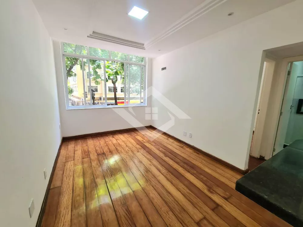 Apartamento à venda com 1 quarto, 58m² - Foto 4