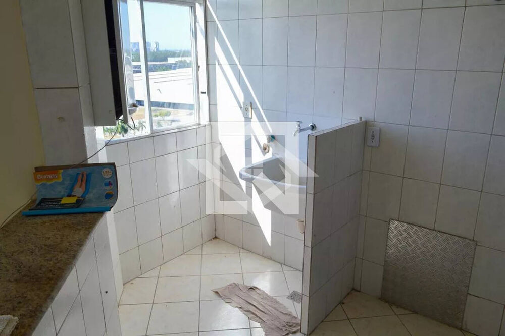 Apartamento à venda com 2 quartos, 60m² - Foto 3