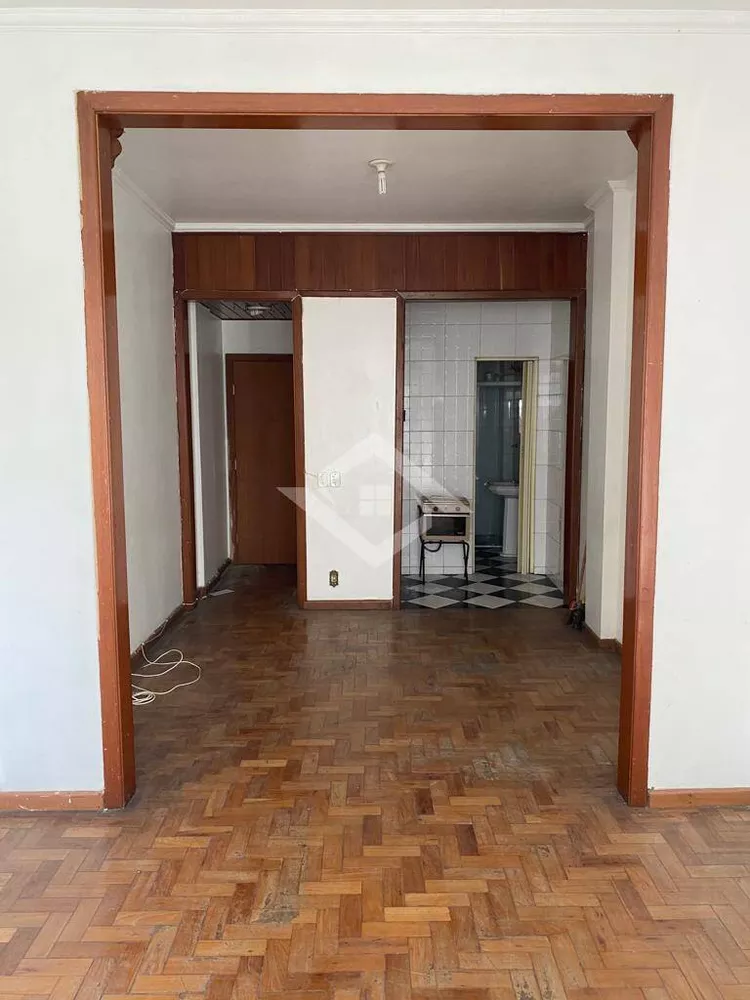 Apartamento à venda com 1 quarto, 30m² - Foto 1