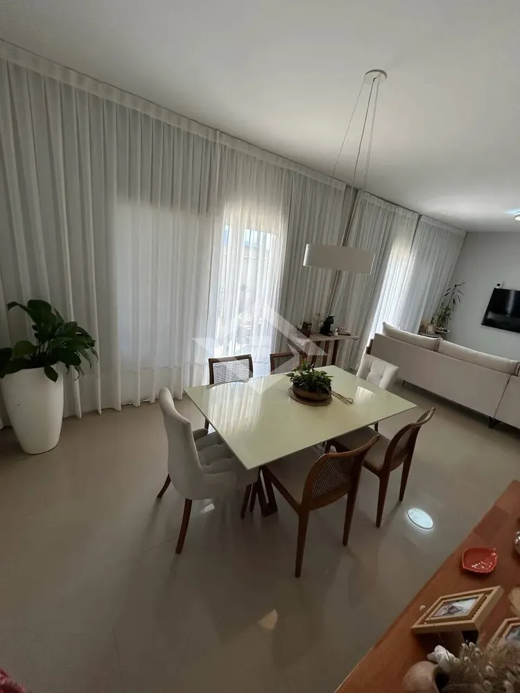 Casa, 2 quartos, 375 m² - Foto 2