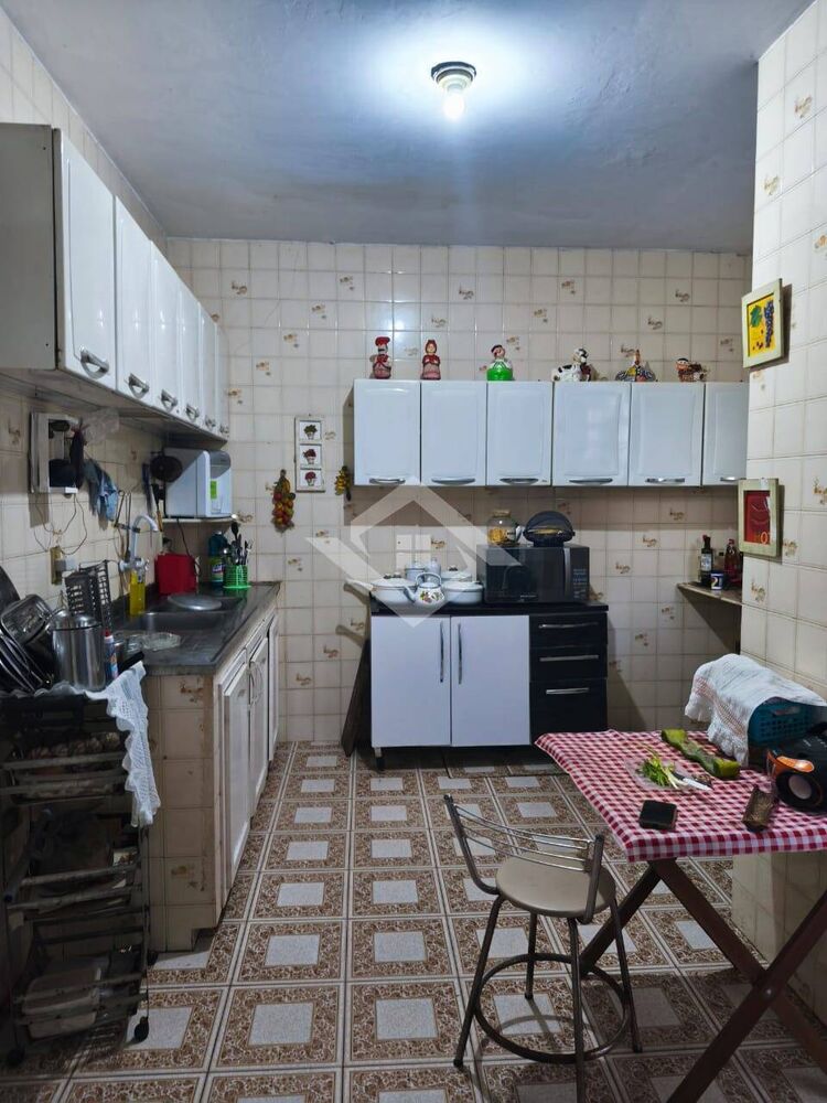 Casa para alugar com 3 quartos, 120m² - Foto 5