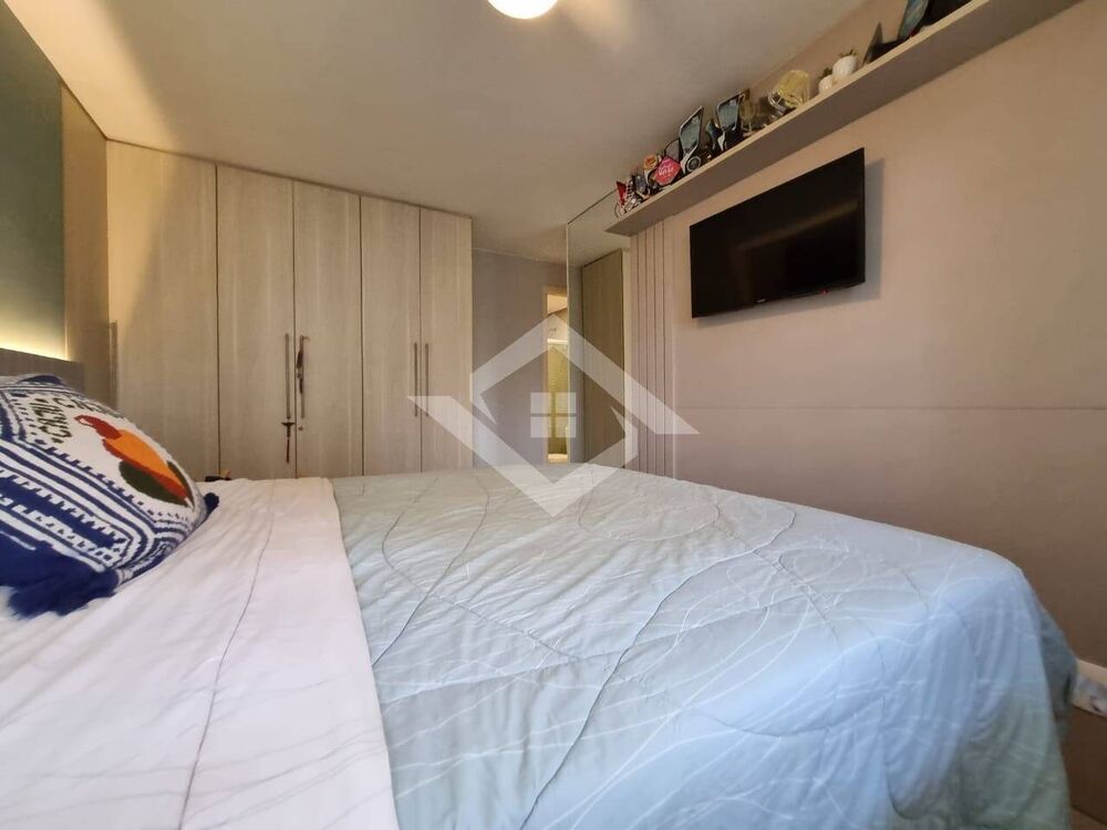 Apartamento à venda com 2 quartos, 66m² - Foto 5