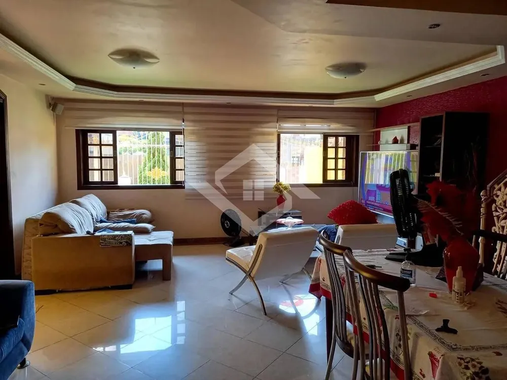 Casa, 4 quartos, 235 m² - Foto 4