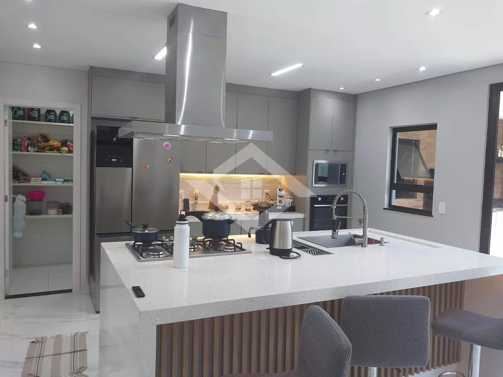 Casa, 3 quartos, 220 m² - Foto 9