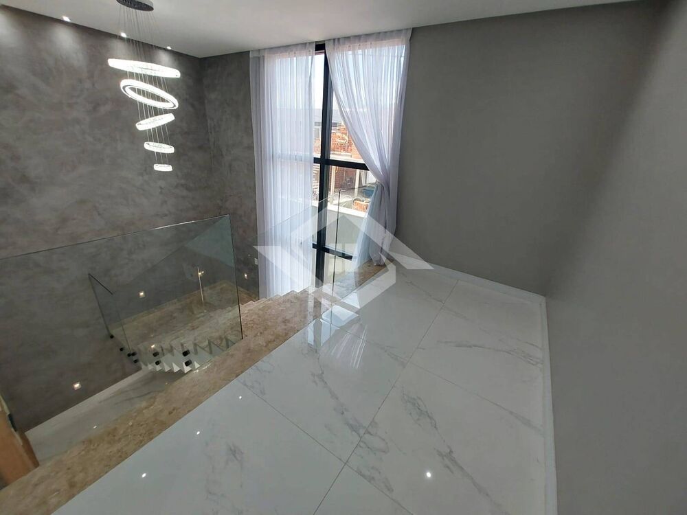 Casa, 3 quartos, 220 m² - Foto 2