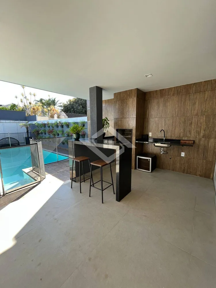 Casa, 3 quartos, 290 m² - Foto 3