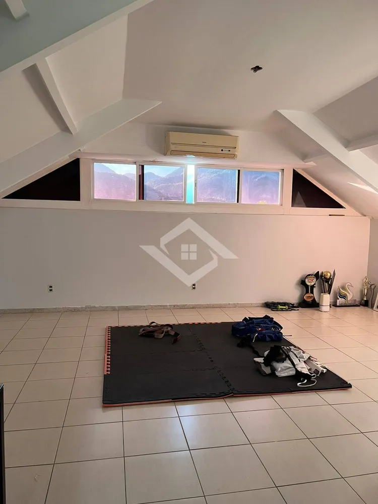 Casa, 3 quartos, 290 m² - Foto 16