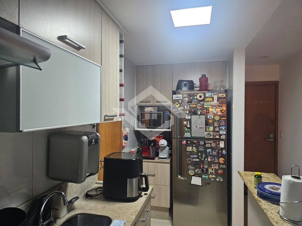 Apartamento à venda com 2 quartos, 67m² - Foto 7