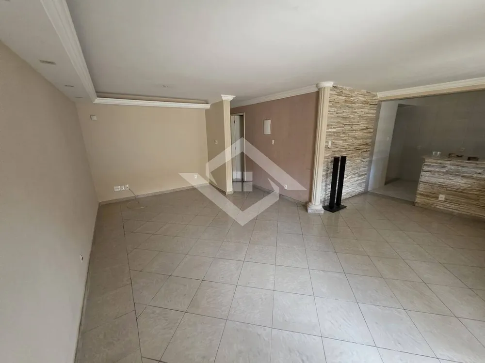 Casa, 3 quartos, 280 m² - Foto 2